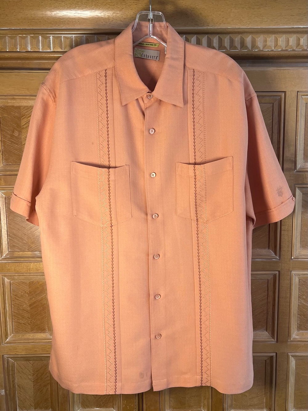 Cubavera Heritage Fit Guayabera Shirt Men’s XL  Salmon Short Sleeve Embroidered
